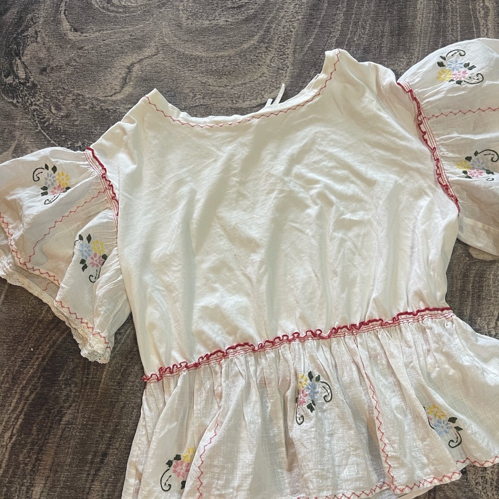 By ANTHROPOLOGIE Pocket Full of Posies Blouse size: S